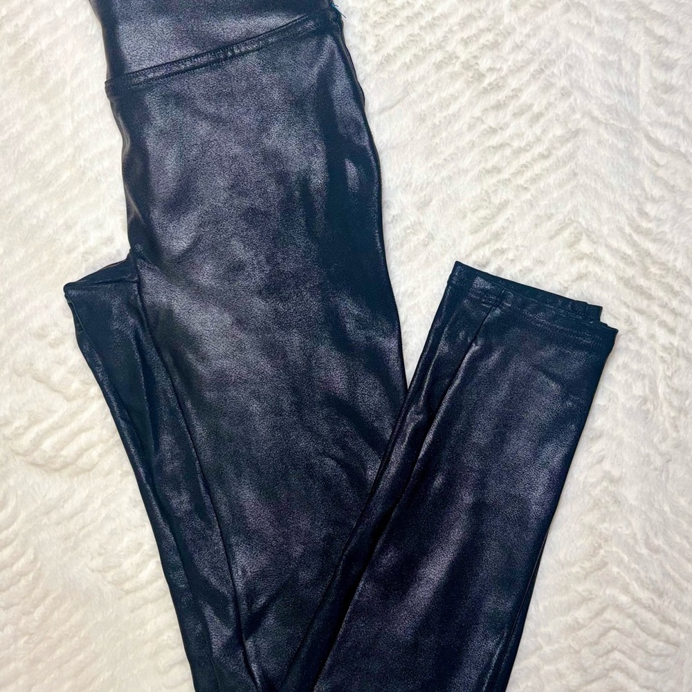 SPANX Black Shiny Leggings Size Small